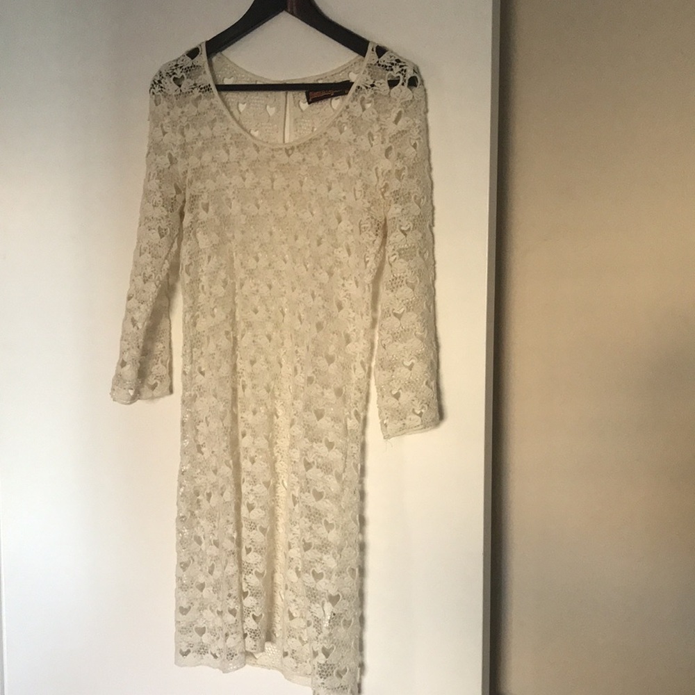 Cream crotchet mini dress with 3/4 sleeves